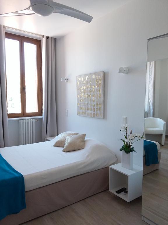 Hôtel Du Soleil Hyères Eksteriør billede