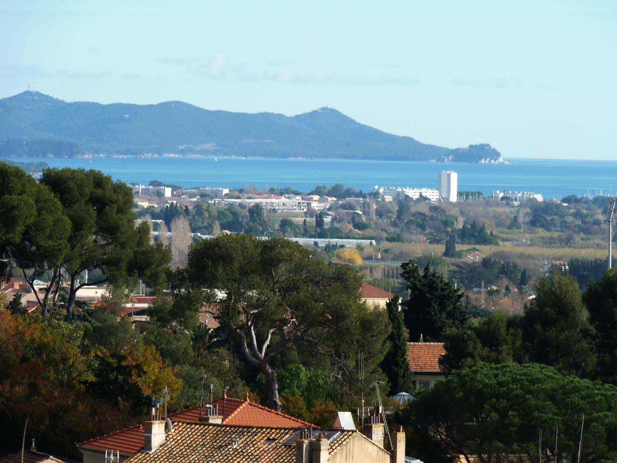 Hôtel Du Soleil Hyères Eksteriør billede